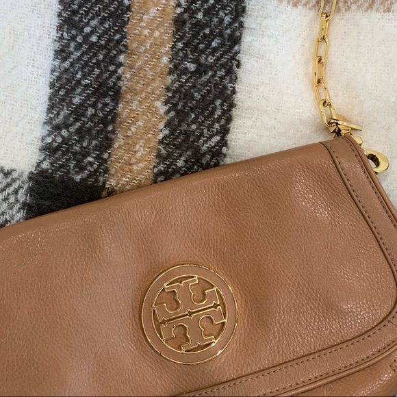 Tory Burch tan Amanda crossbody - Picture 8 of 8